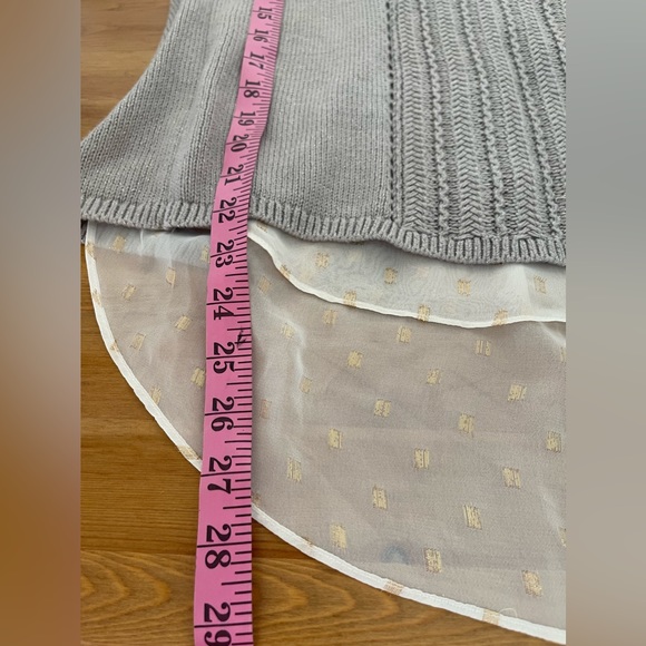 Lucky Brand Layered Split Back Metallic Sweater Gray Cream Gold Womens Size XS - Picture 9 of 14